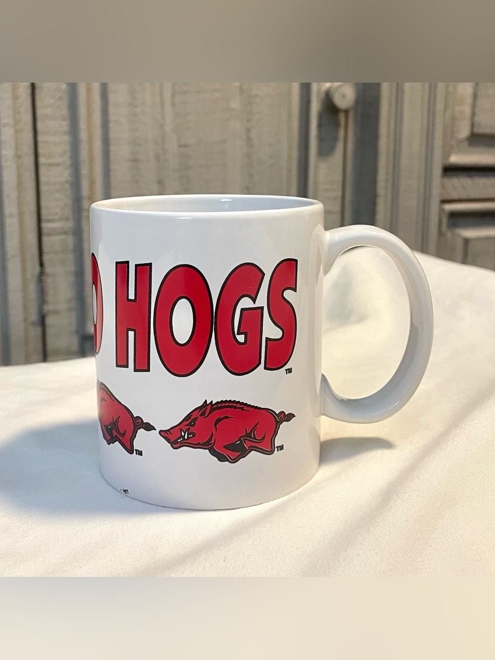 University Of Arkansas Razorbacks~Go Hogs Coffee/Tea Mug/Cup -12oz- White/Red